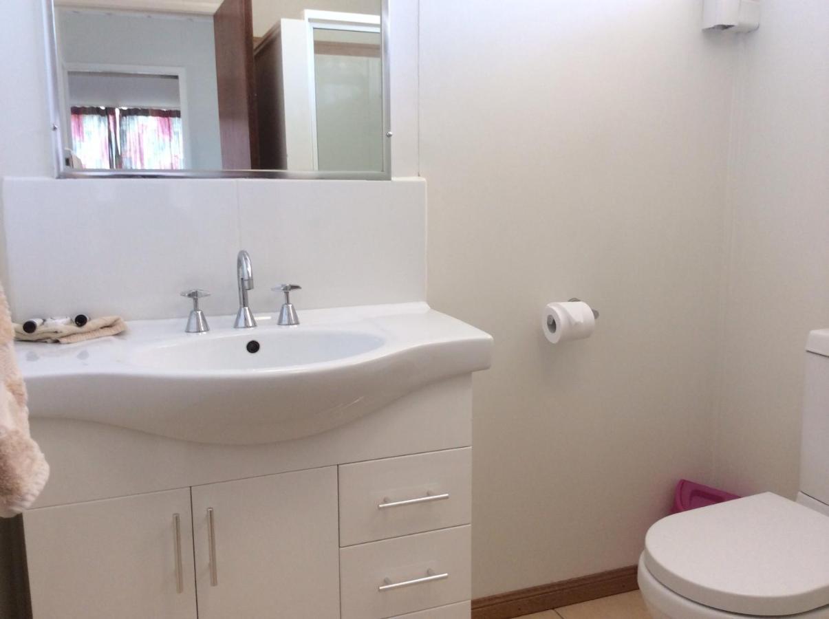 Ferienwohnung Ocean Breeze Units Bowen Zimmer foto