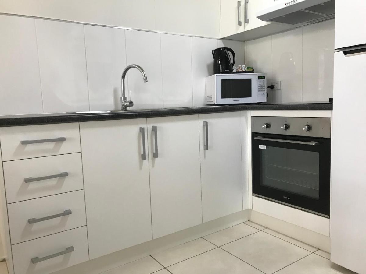 Ferienwohnung Ocean Breeze Units Bowen Exterior foto