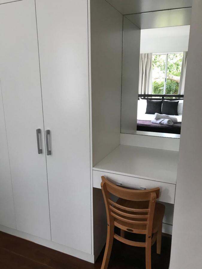 Ferienwohnung Ocean Breeze Units Bowen Exterior foto