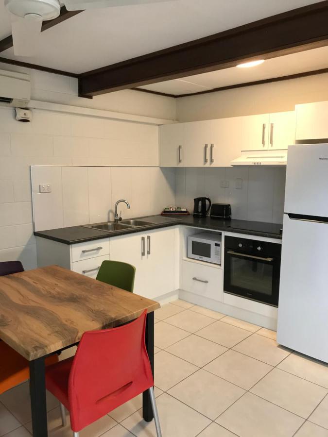 Ferienwohnung Ocean Breeze Units Bowen Exterior foto